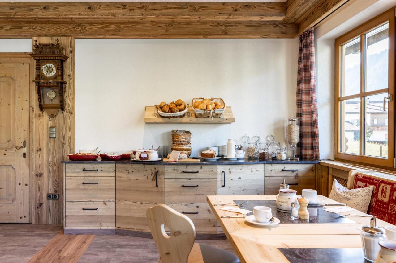 Landhaus Panorama Berwang Bagian luar foto