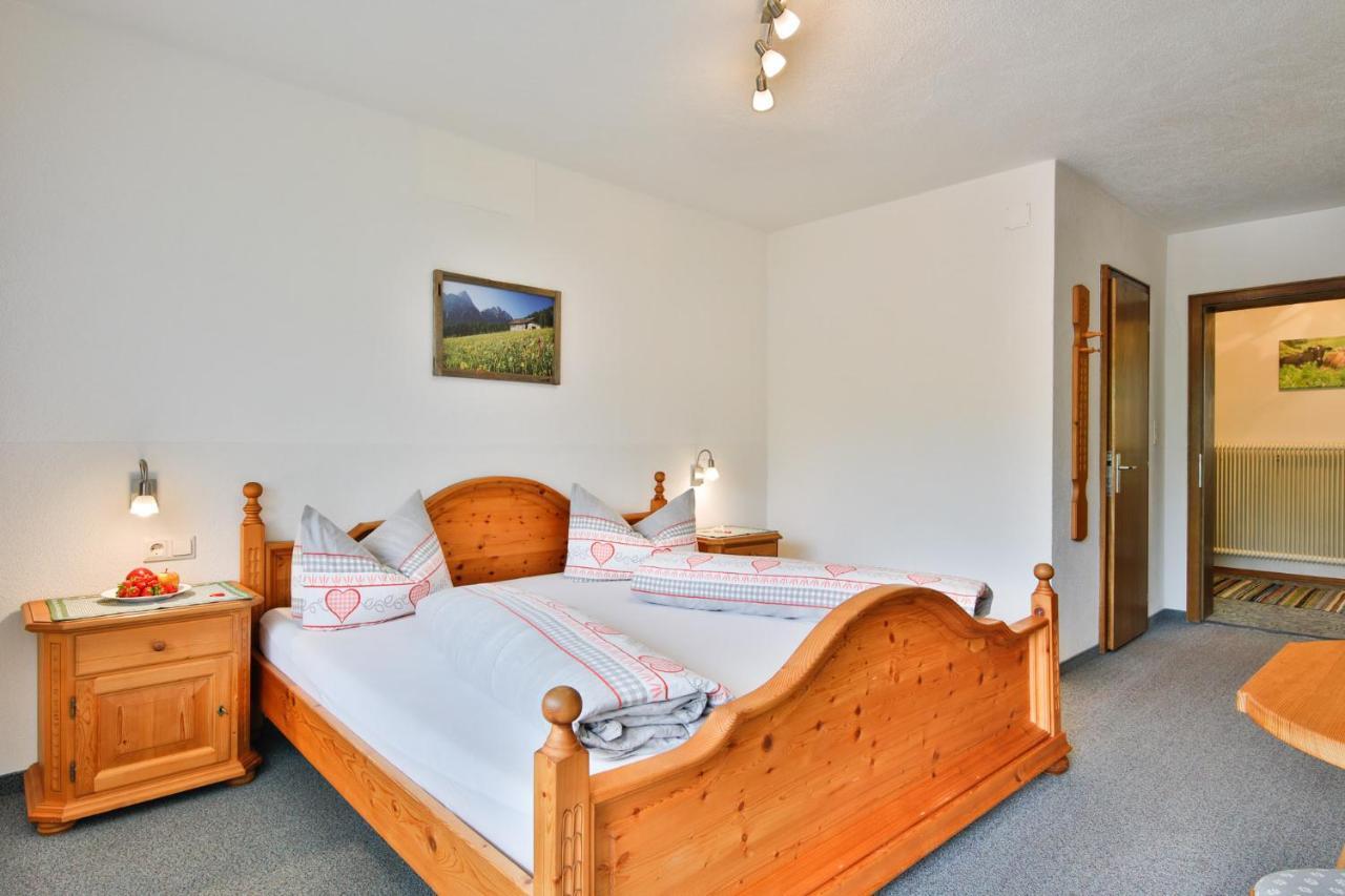 Landhaus Panorama Berwang Bagian luar foto