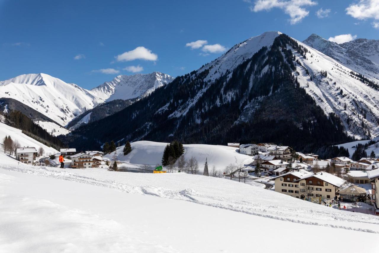 Landhaus Panorama Berwang Bagian luar foto